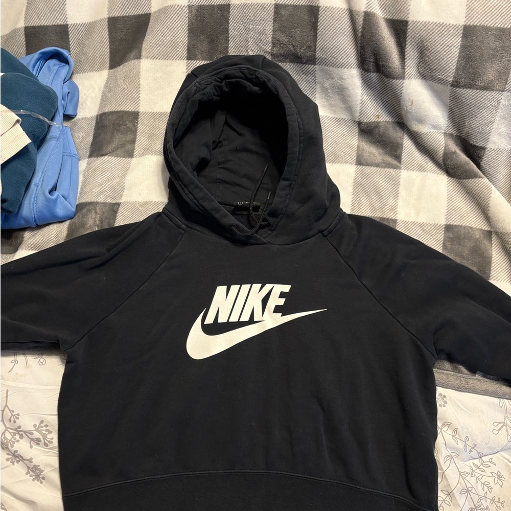 Nike Black Pullover Sweatshirt